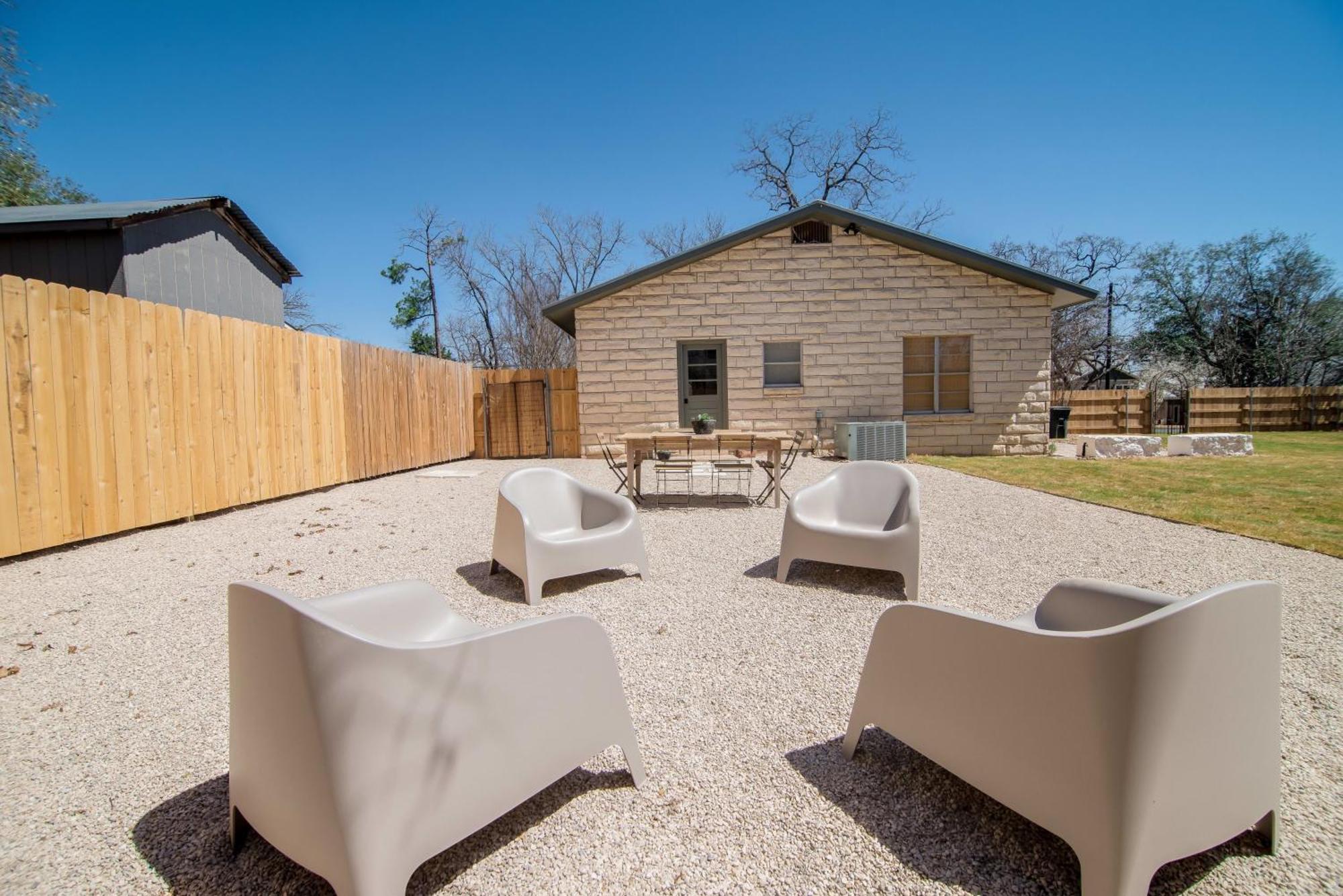 The Gable - 3 Blks From Main St Villa Fredericksburg Exterior photo
